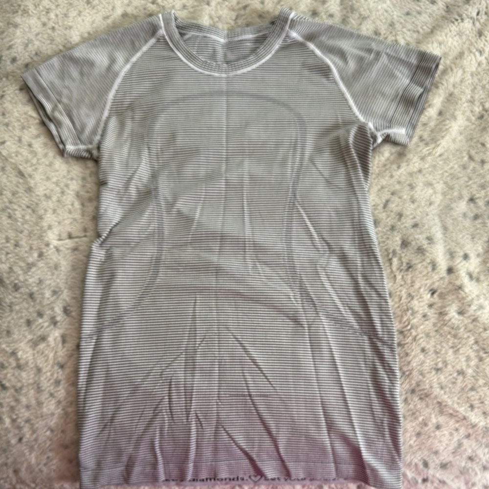 lululemon athletica Gray Striped Short Sleeve Tee